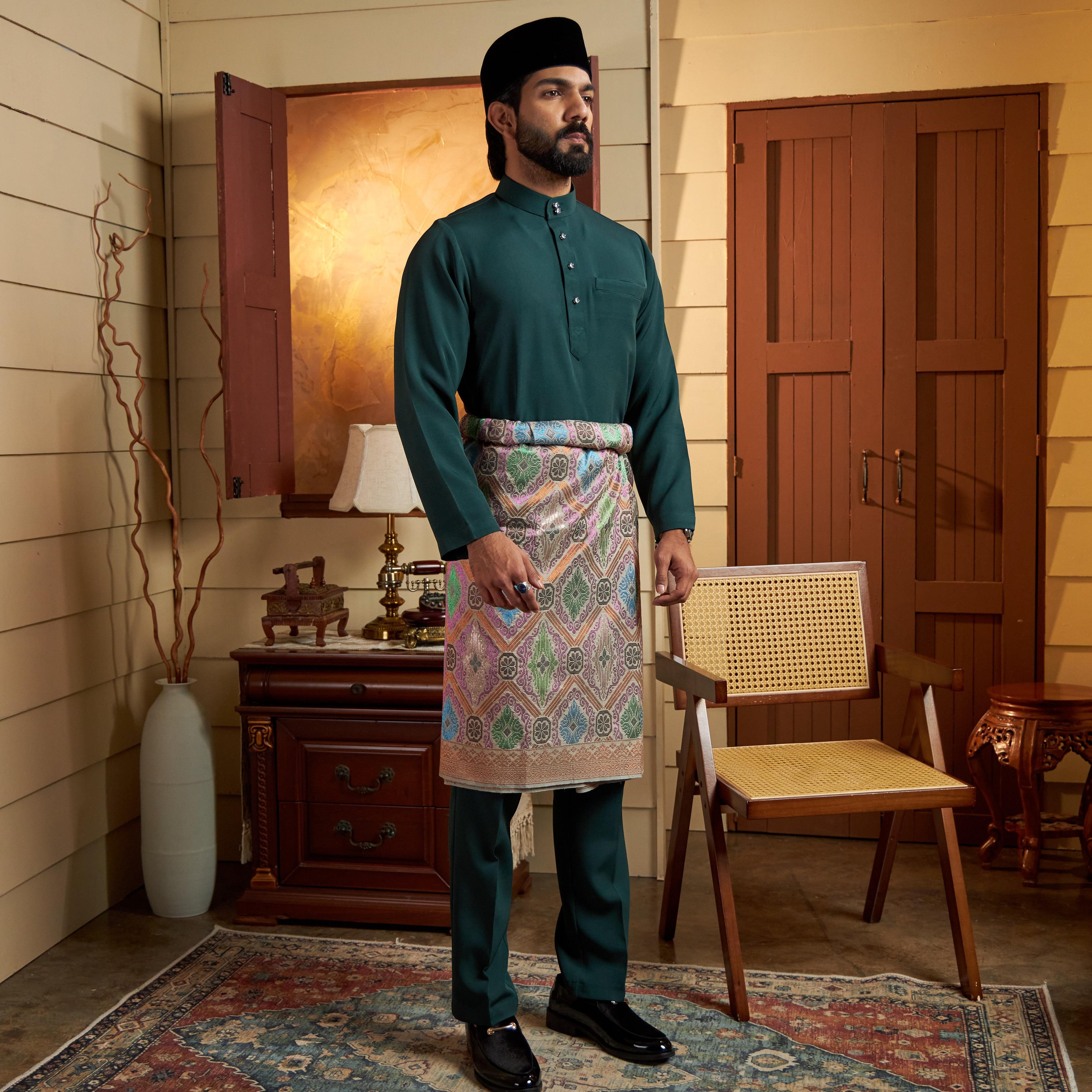 BAJU MELAYU CEKAK MUSANG