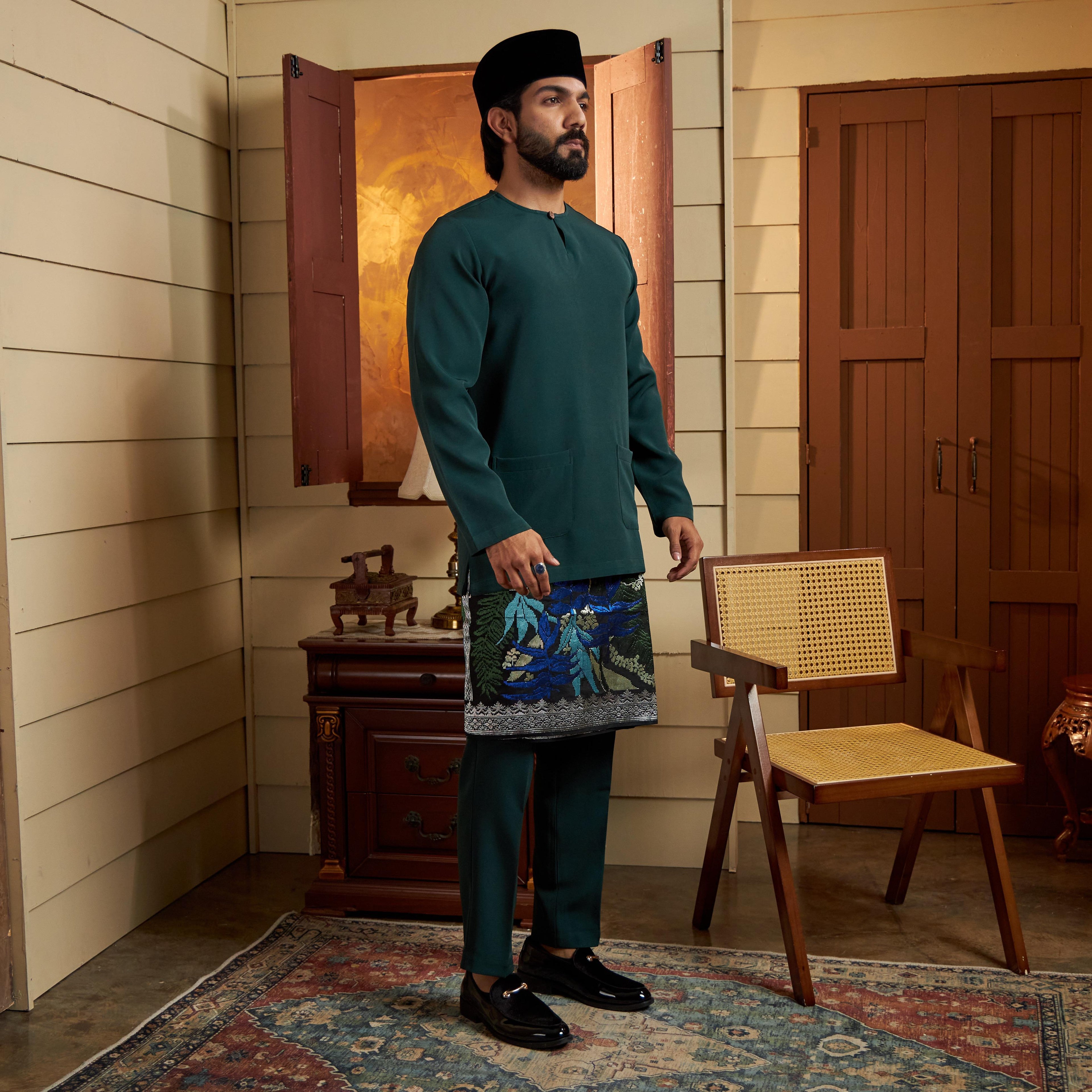 BAJU MELAYU TELUK BELANGA