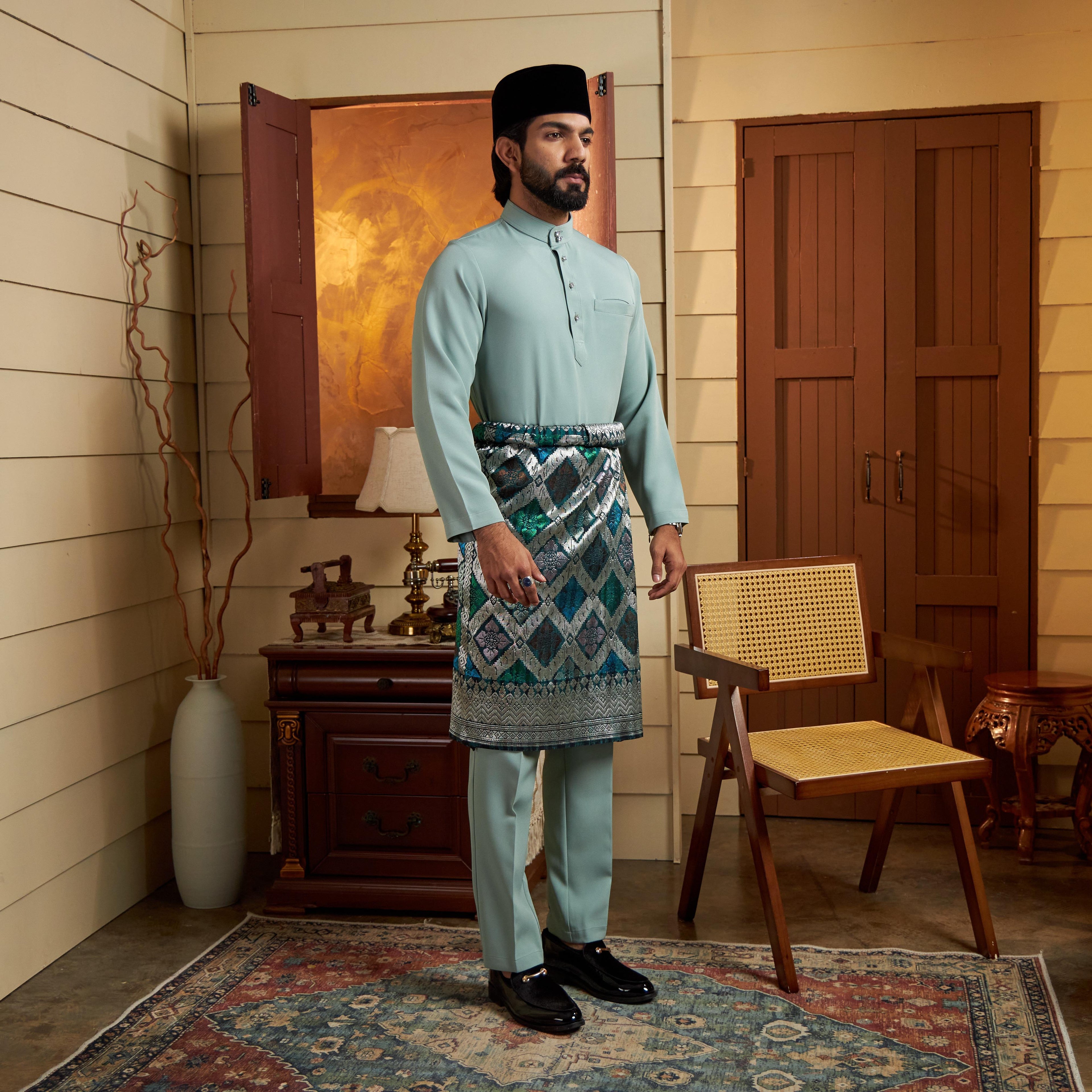 BAJU MELAYU CEKAK MUSANG