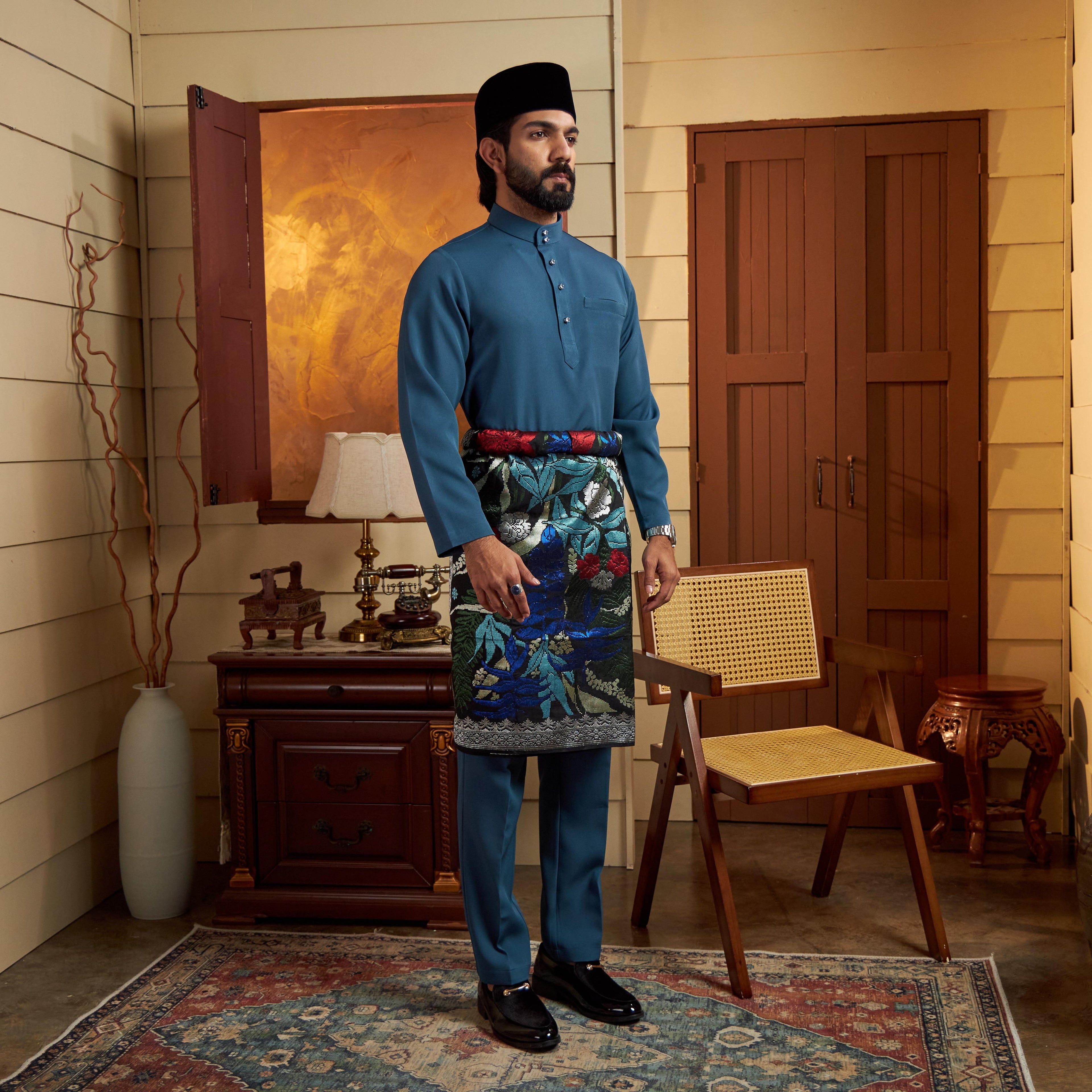 BAJU MELAYU CEKAK MUSANG